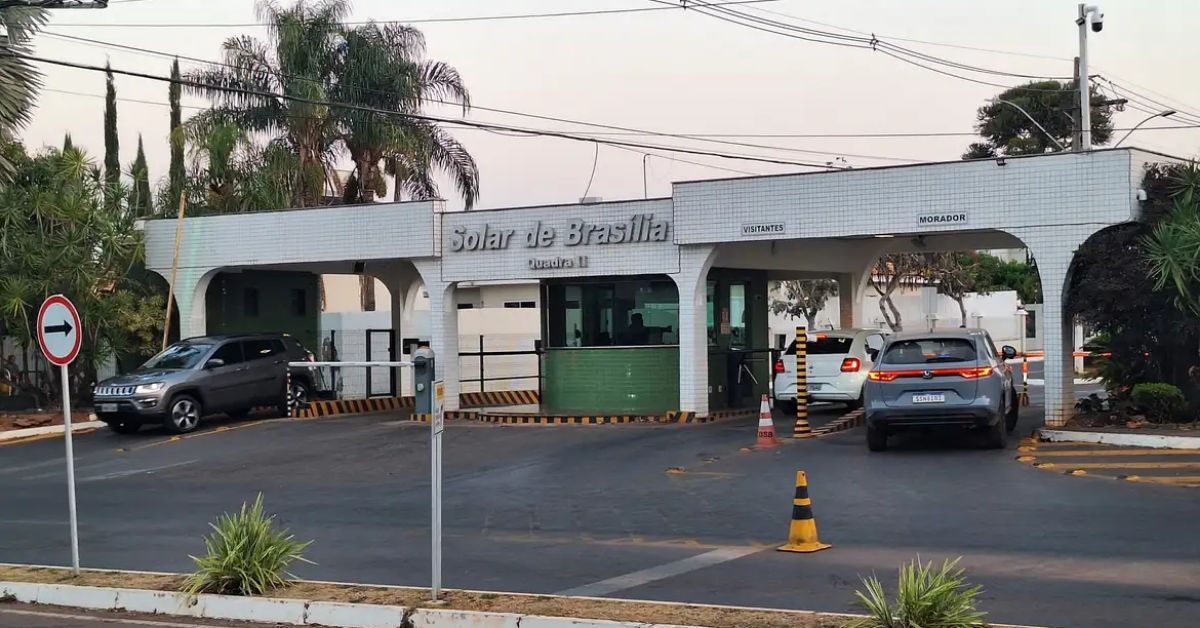 Ministro Alexandre de Moraes decidiu suspender visitas ao ex-presidente