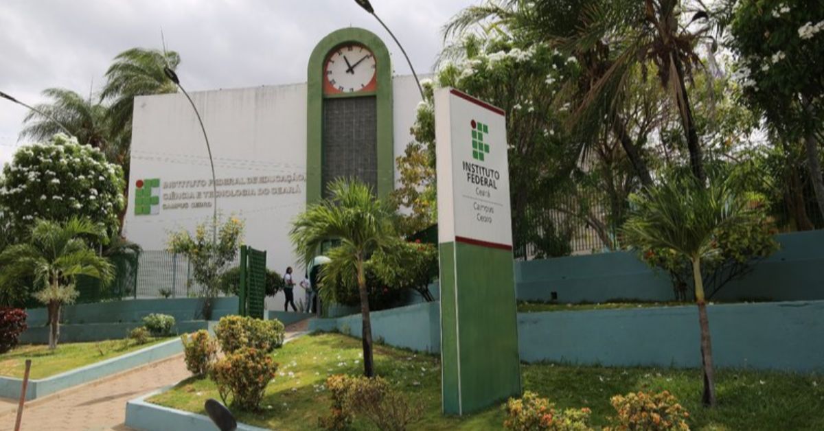 São mais de 300 vagas para formação em docência pelo IFCE
