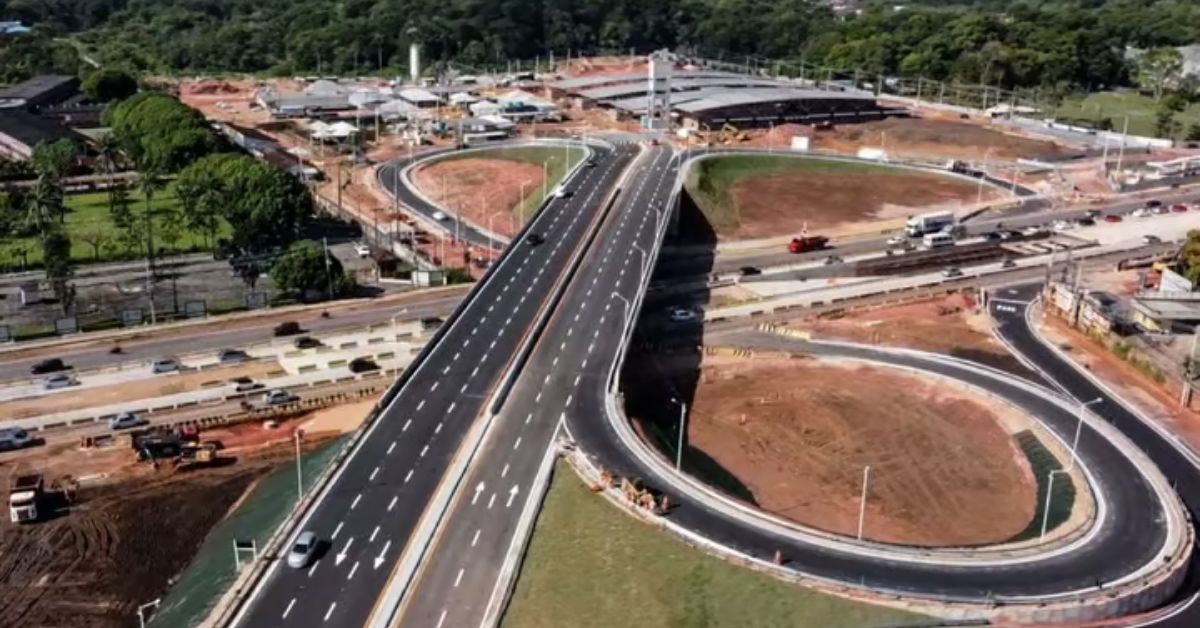 A banca contratada para organizar o concurso foi a Cetap.
