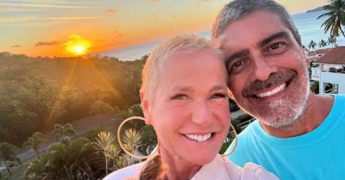 Xuxa falou sobre casamento, menopausa e vida íntima em entrevista à revista Quem.
