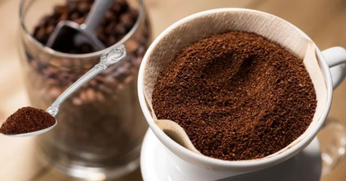 Essa perda de aroma ocorre porque o café é bastante sensível à exposição ao ar, à luz, ao calor e à umidade.