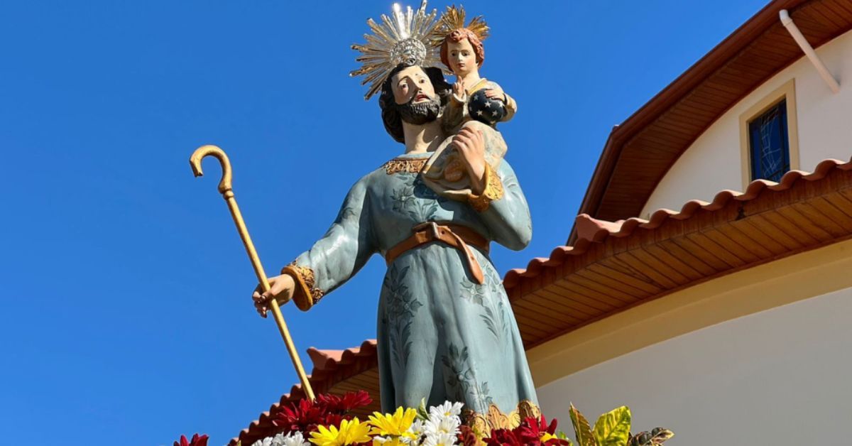 A celebração mantém viva uma tradição religiosa de longa data em Belém e oferece aos motoristas e viajantes a oportunidade de renovar a fé, pedir proteção para os deslocamentos e agradecer pelas viagens realizadas sob a intercessão de São Cristóvão.