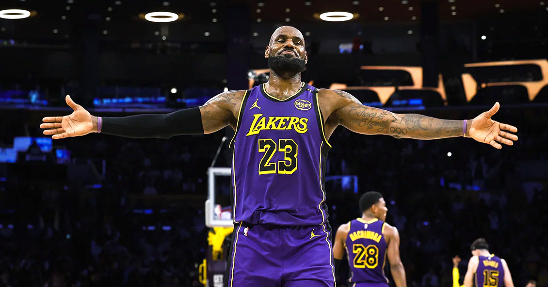 Astro passou oito temporada no Los Angeles Lakers