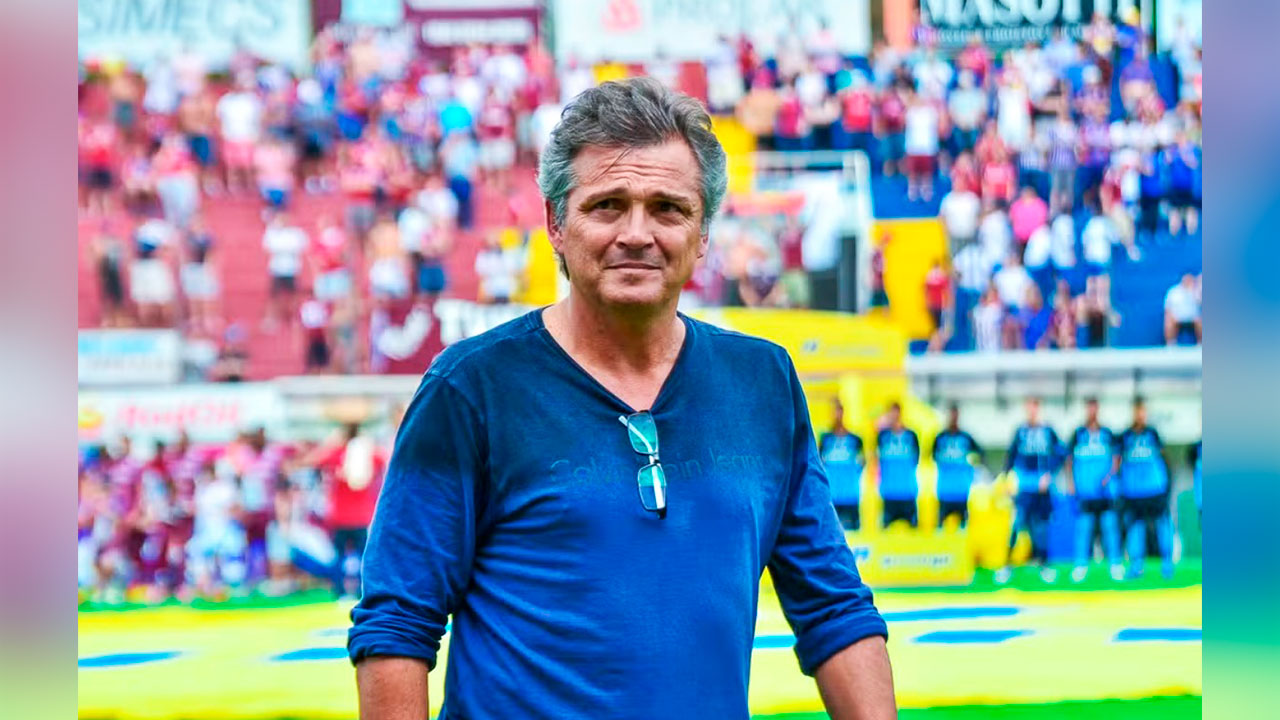 O técnico Luís Carlos Winck assume o comando do Águia de Marabá com a missão de selar a classificação na Série D.
