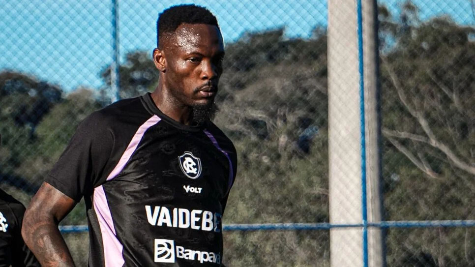 Remo enfrenta desafios na defesa contra o Vitória. Como o time se sairá sem Tchamba e Marllon na Série A?