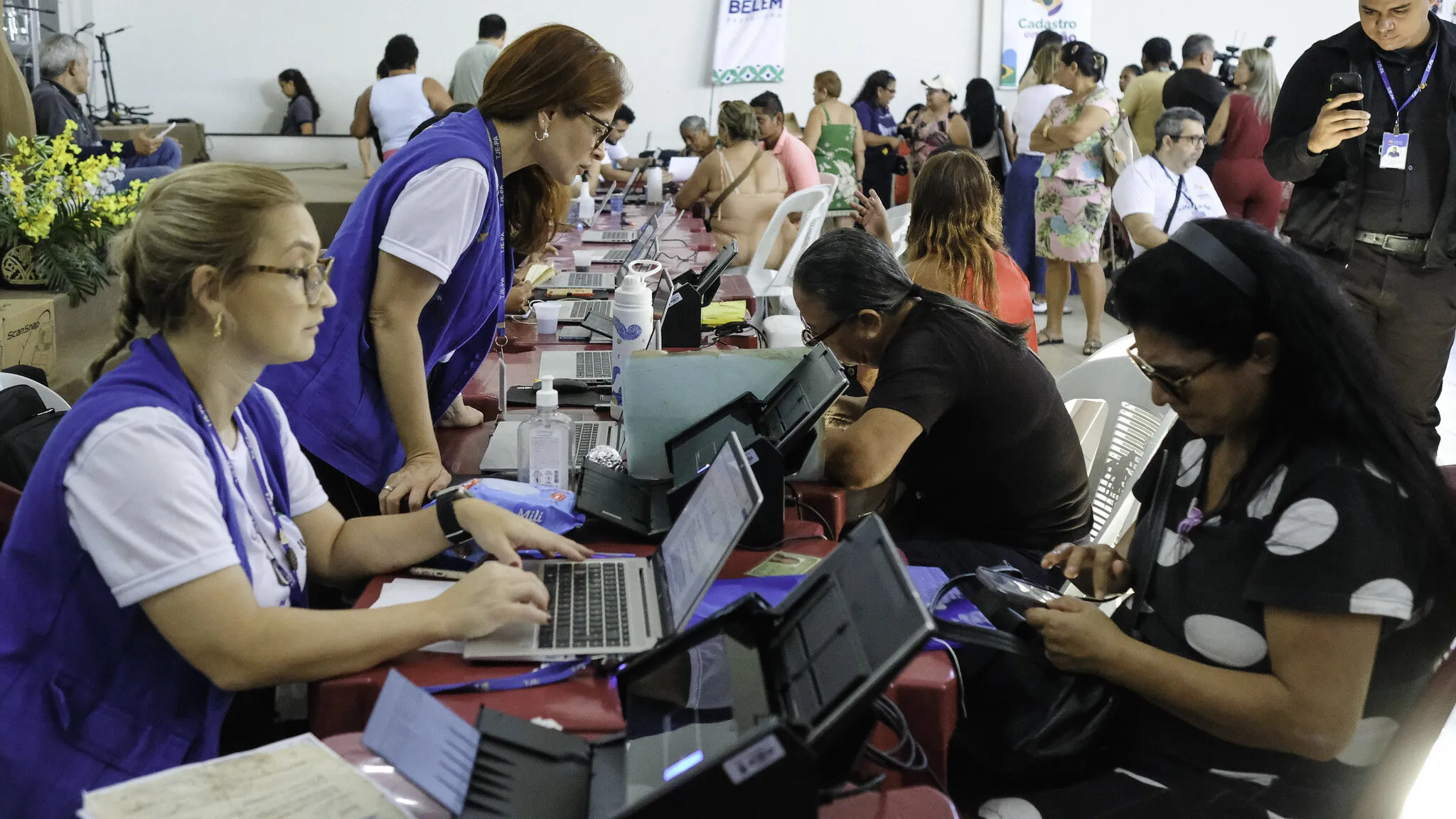 Ação social em Outeiro oferece serviços gratuitos de saúde, cidadania e assistência jurídica para a comunidade indígena Warao e moradores locais neste sábado (08/08).