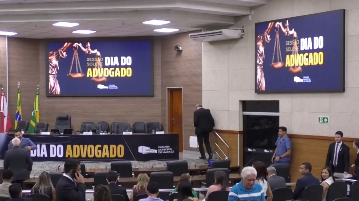 Solenidade no Poder Legislativo reconhece atuação de profissionais da advocacia no município; evento celebra marcos históricos do jurídico no Brasil