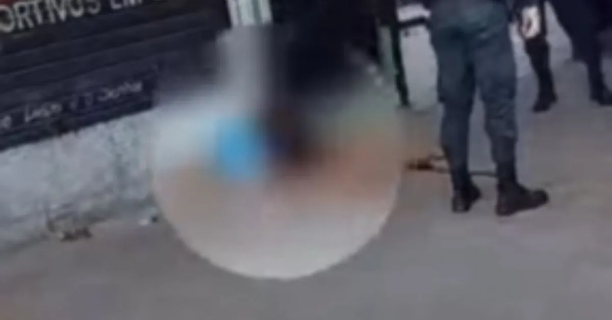 Segundo relatos, suspeito fugiu em uma motocicleta, sem placa e ainda não foi identificado.