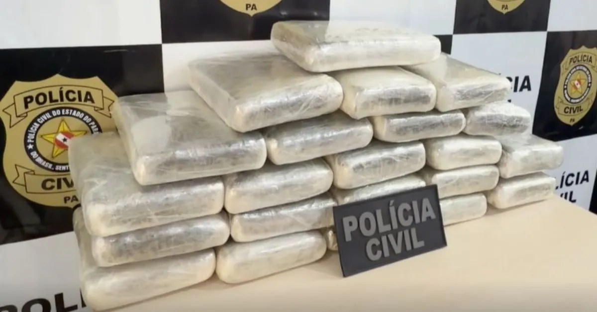 Foram cerca de 22 quilos de maconha apreendida pelos policiais