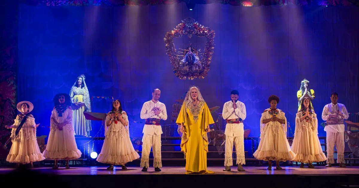 Espetáculo “Fafá de Belém, o Musical” celebra cinco décadas de carreira da cantora paraense no palco do Theatro da Paz.