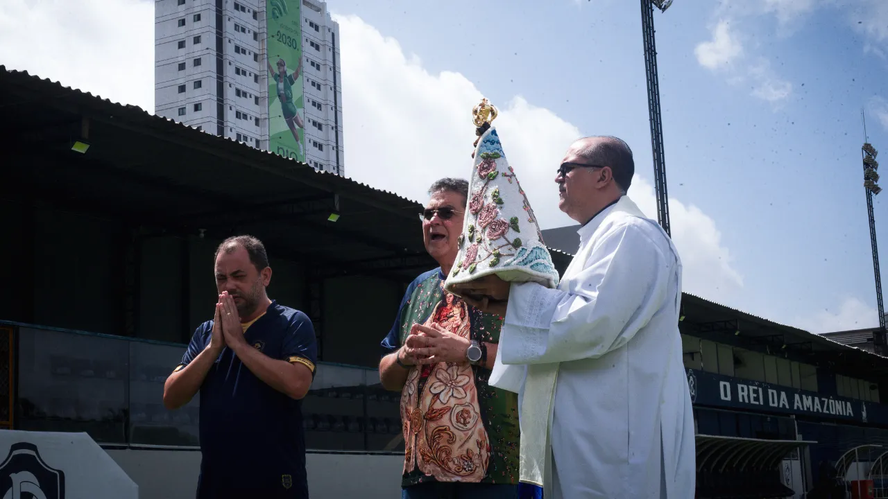 Clube do Remo busca renovo espiritual com Nossa Senhora de Nazaré.