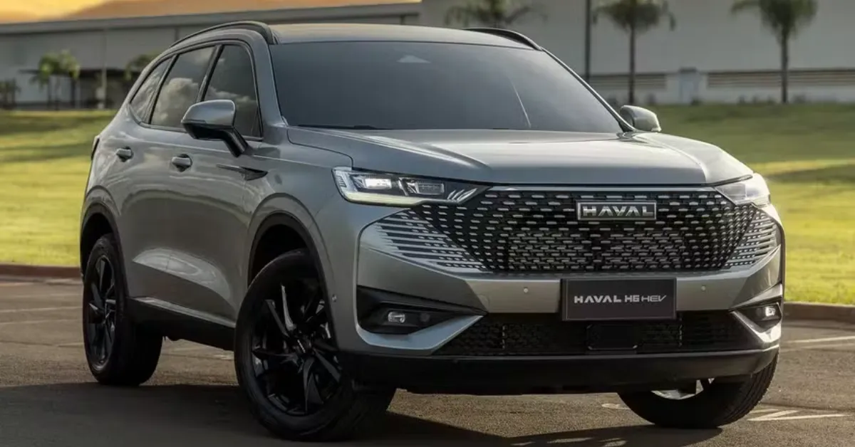GWM Haval H6 retomou a liderança entre os híbridos mais vendidos em julho de 2026, com 5.377 unidades emplacadas no Brasil, segundo dados da ABVE.