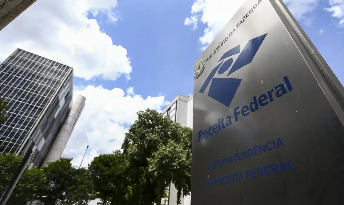 A equipe foi instituída por meio de uma portaria publicada em boletim interno da Receita Federal.
