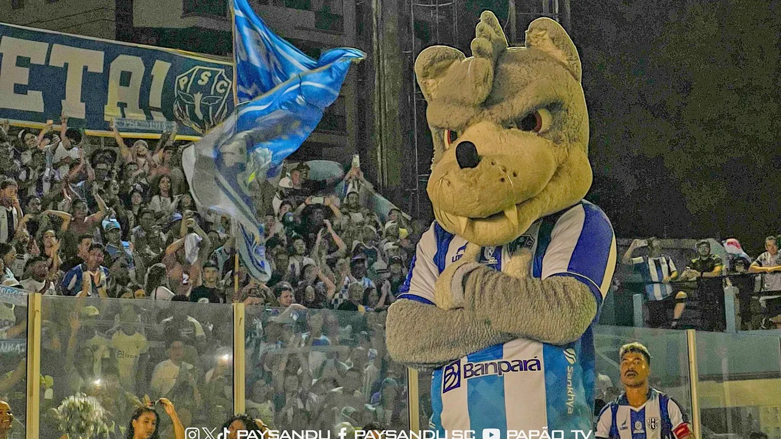 Torcida compareceu e não se decepcionou na Curuzu