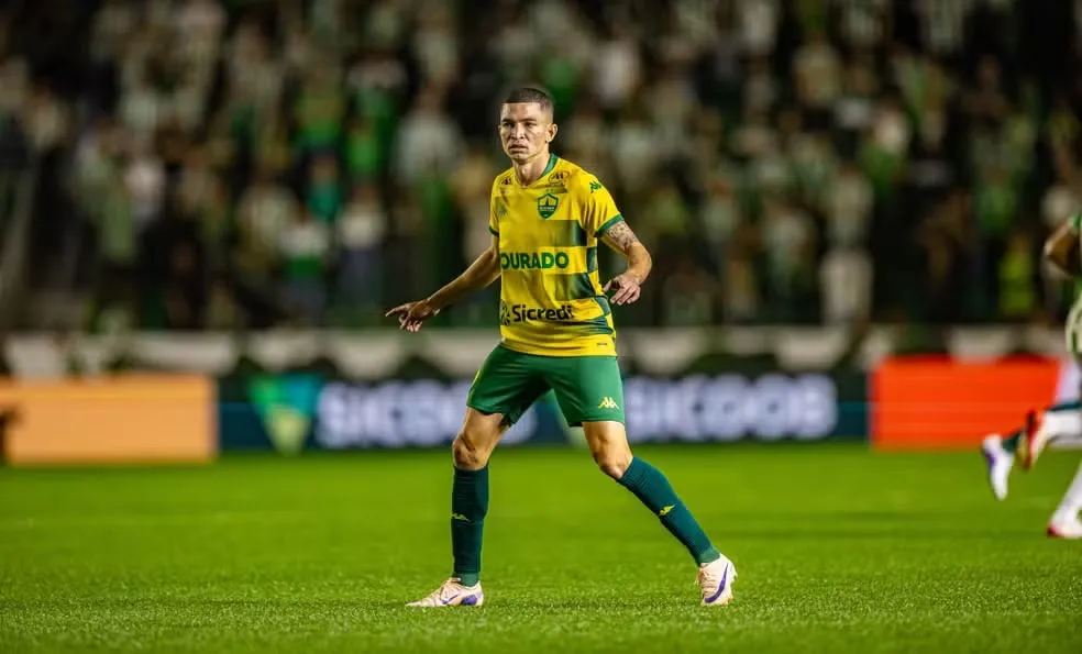 Marlon é o novo contratado do Remo