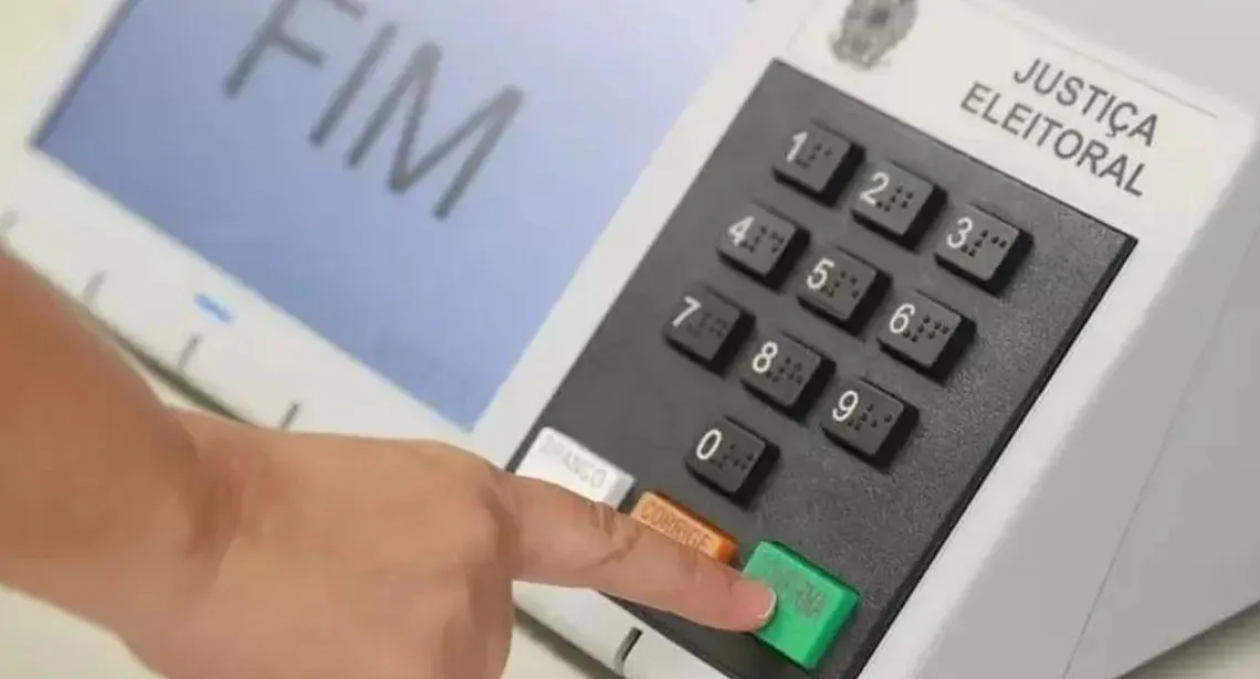 O voto em trânsito permite que o eleitor vote fora da sua cidade no dia das eleições.