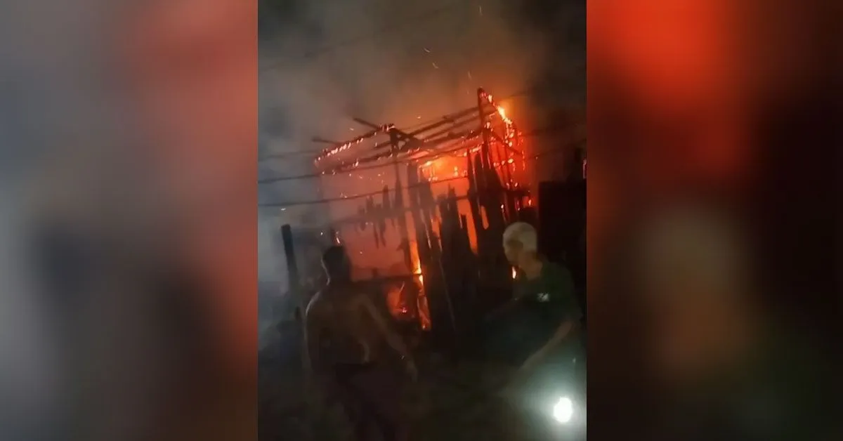 Um incêndio devastador em Belém resultou na morte de um adolescente de 17 anos. Investigações estão em andamento para elucidar as causas.