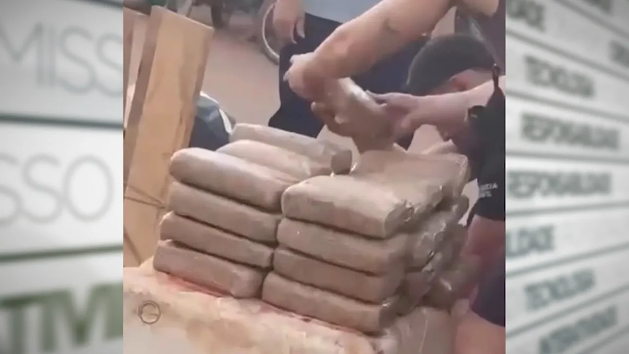 Acidente em Medicilândia, no Pará, expõe carga de drogas; motociclista é procurado pela polícia.