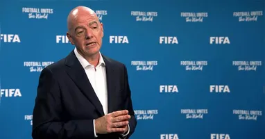 Gianni Infantino, que até pouco tempo tinha a reeleição praticamente garantida, agora enfrenta um futuro incerto na Fifa após perder apoio político.