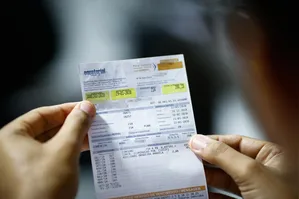 A ação da PGE pede maior transparência sobre os critérios utilizados no cálculo da conta de luz.