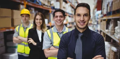 Para quem ainda não possui ensino superior, o mercado oferece diferentes caminhos de entrada