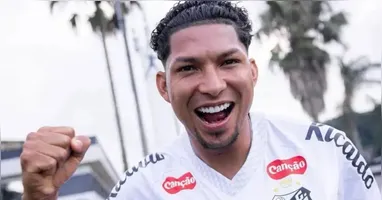 A "Lei do ex" é implacável: Rony balançou a rede do Mangueirão e eliminou o Remo, clube que o revelou.