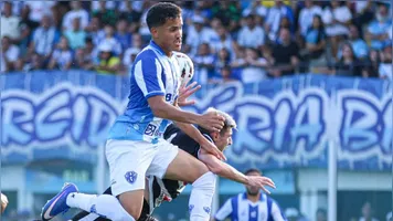 Juninho, atacante do Paysandu, se lesiona e pode ficar fora por até quatro semanas