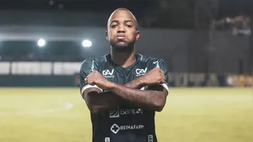 Paysandu busca reforços na Série C, mas Victor Andrade não está nos planos.