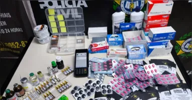 Medicamentos veterinários vencidos foram encontrados durante a fiscalização realizada na clínica em Duque de Caxias, na Baixada Fluminense.