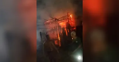Um incêndio devastador em Belém resultou na morte de um adolescente de 17 anos. Investigações estão em andamento para elucidar as causas.