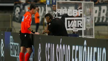 Descubra as novas regras do Brasileirão que começam a valer no sábado. Acelere o jogo e conheça as principais alterações para a Série A!