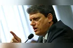 Em seu discurso, Tarcísio agradeceu à esposa, Cristiane Freitas, lembrou da batalha contra o câncer e destacou o início da carreira política ao lado de Jair Bolsonaro.