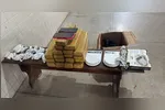 O entorpecente encontrado com a suspeita foi apresentada na delegacia