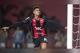 Vitória brilha na Copa do Brasil! Goleada por 4 a 0 sobre o Athletico-PR e classificação para as quartas.
