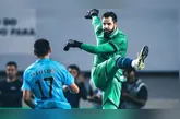 Remo é eliminado, mas Rangel celebra a luta da equipe e o apoio da torcida.