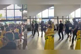 Neymar chega a Belém para o jogo contra o Clube do Remo, no Mangueirão.