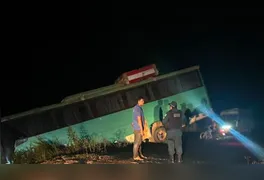 Coletivo intermunicipal saiu da pista durante o trajeto entre São Félix do Xingu e o distrito de Taboca; Polícia Militar prestou apoio e isolou o local.