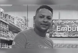Peritos e policiais militares isolam a residência no Bairro Francolândia onde Júnior Priquitinho foi morto neste sábado.