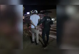 Suspeito tentou usar nome falso na abordagem; investigado traz no histórico prisão com fuzis AK-47 e AR-15 no Pará.