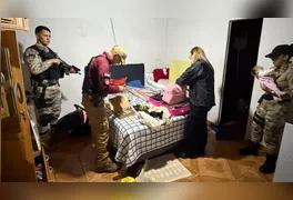Ayla Emanuelly foi localizada em Pedro Juan Caballero após operação conjunta entre polícias do Brasil e Paraguai; casal de brasileiros foi preso.