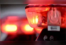 Policiais militares isolam trecho da rodovia PA-287 onde o corpo do trabalhador rural e a motocicleta foram localizados.
