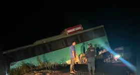 Coletivo intermunicipal saiu da pista durante o trajeto entre São Félix do Xingu e o distrito de Taboca; Polícia Militar prestou apoio e isolou o local.