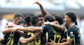 O Atlético-MG venceu o Grêmio por 3 a 0, com gols de Victor Hugo e Cuello, duas vezes, e chegou a nove jogos sem perder.