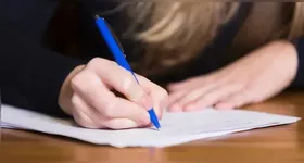 As oportunidades contemplam cargos efetivos e temporários em órgãos estaduais, municipais, instituições de ensino, tribunais, forças de segurança e empresas públicas.