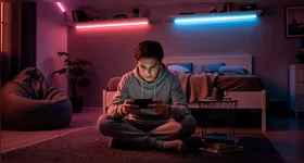 Discord permite criar comunidades, chamadas de servidores, com canais de texto, voz, vídeo e transmissões em tempo real.
