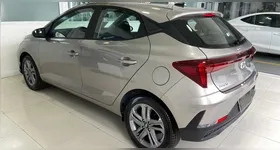 Saber quais modelos apresentam melhor aproveitamento do combustível pode ser um fator relevante tanto na escolha de um carro novo quanto na decisão diária sobre qual combustível utilizar.