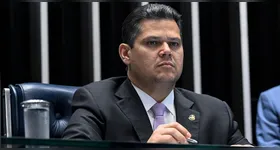 Além da proposta que prevê a redução da jornada de trabalho, Alcolumbre também anunciou que dará andamento à PEC da Segurança e aos projetos de lei relacionados aos minerais críticos.