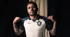 O atacante Galeano também passou pelo Ceará, onde trabalhou com Léo Condé, atual treinador azulino.