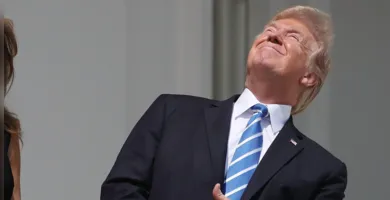 Imagem ilustrativa da imagem Irã contradiz Trump e diz controlar o Estreito de Ormuz