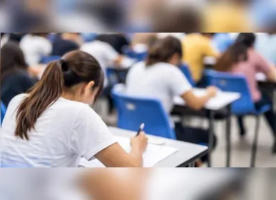As investigações continuam para identificar outros possíveis participantes do esquema.